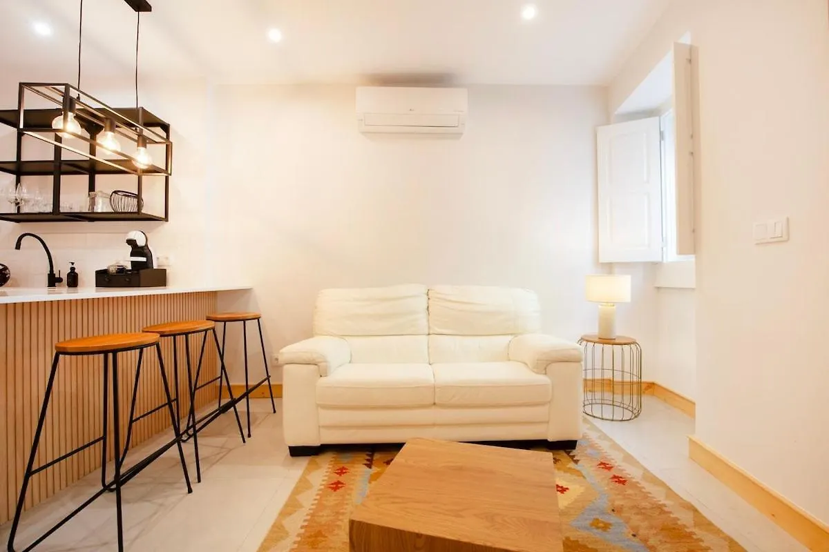 Graca Quiet Apartment - Olival II Lisbon